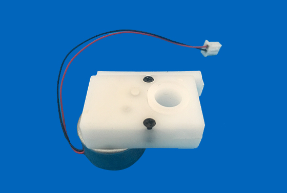 玩具牙箱與扭擺器旋轉(zhuǎn)機(jī)芯的共同點(diǎn) 玩具牙箱與扭擺器旋轉(zhuǎn)機(jī)芯的共同點(diǎn)